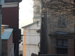 Casa Serra Montegrosso D'asti